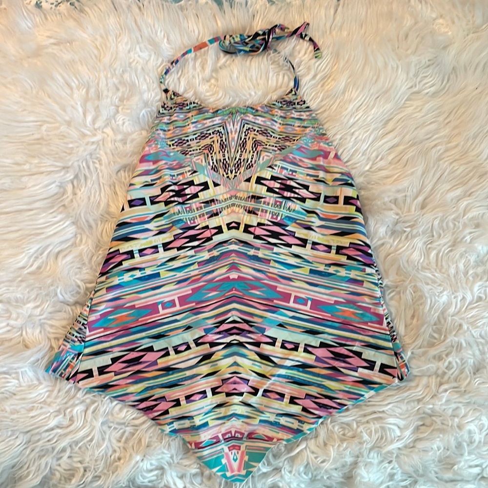 Kenneth Cole Reaction Medium Aztec design Tankini